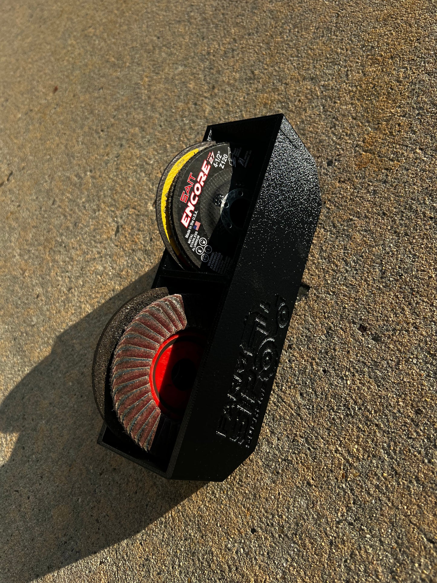 Magnetic Grinder Disk Holder