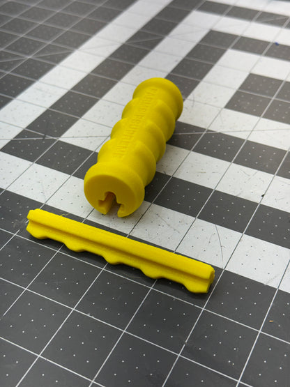 5 Gallon Bucket Handles for the shop and farm, 3D-printed by Farm Sip Supreme, detail