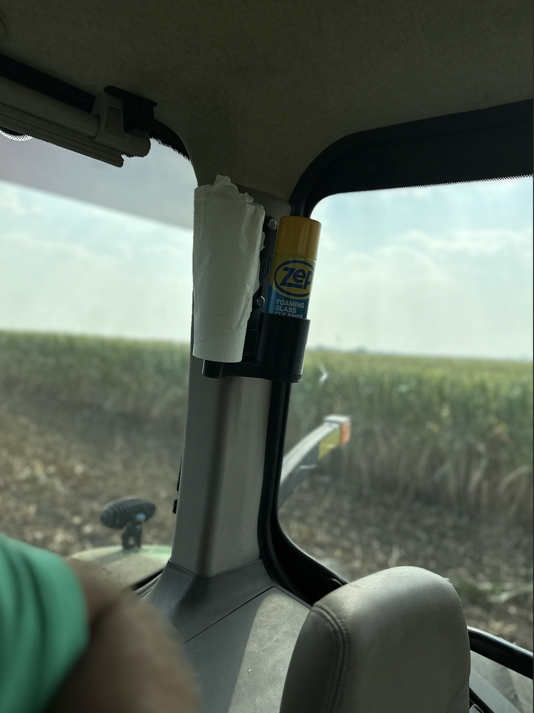 Pristine Pane Paper Towel and window cleaner holder